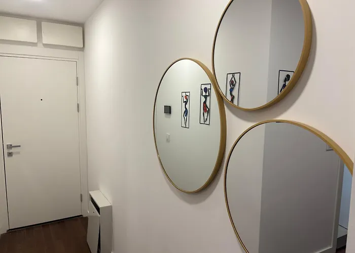 Azure Living شقة *